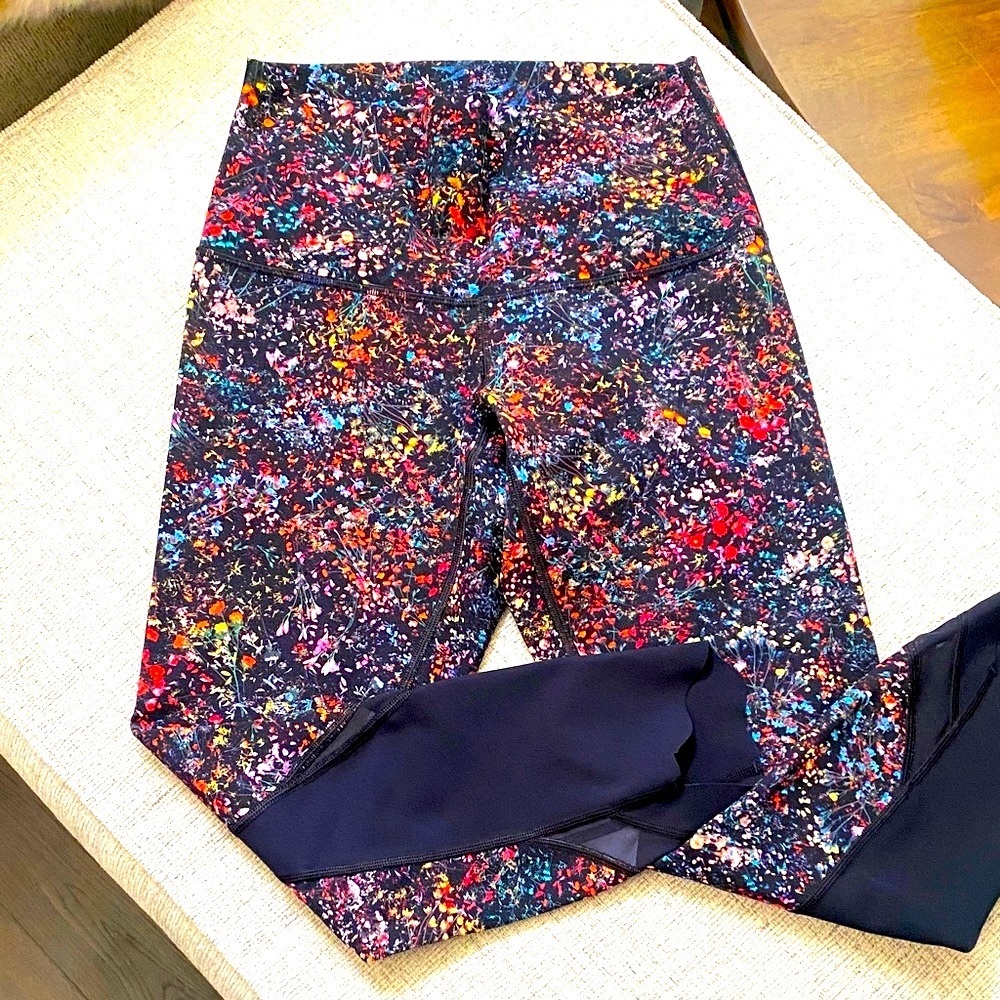 LULULEMON Floral Leggings